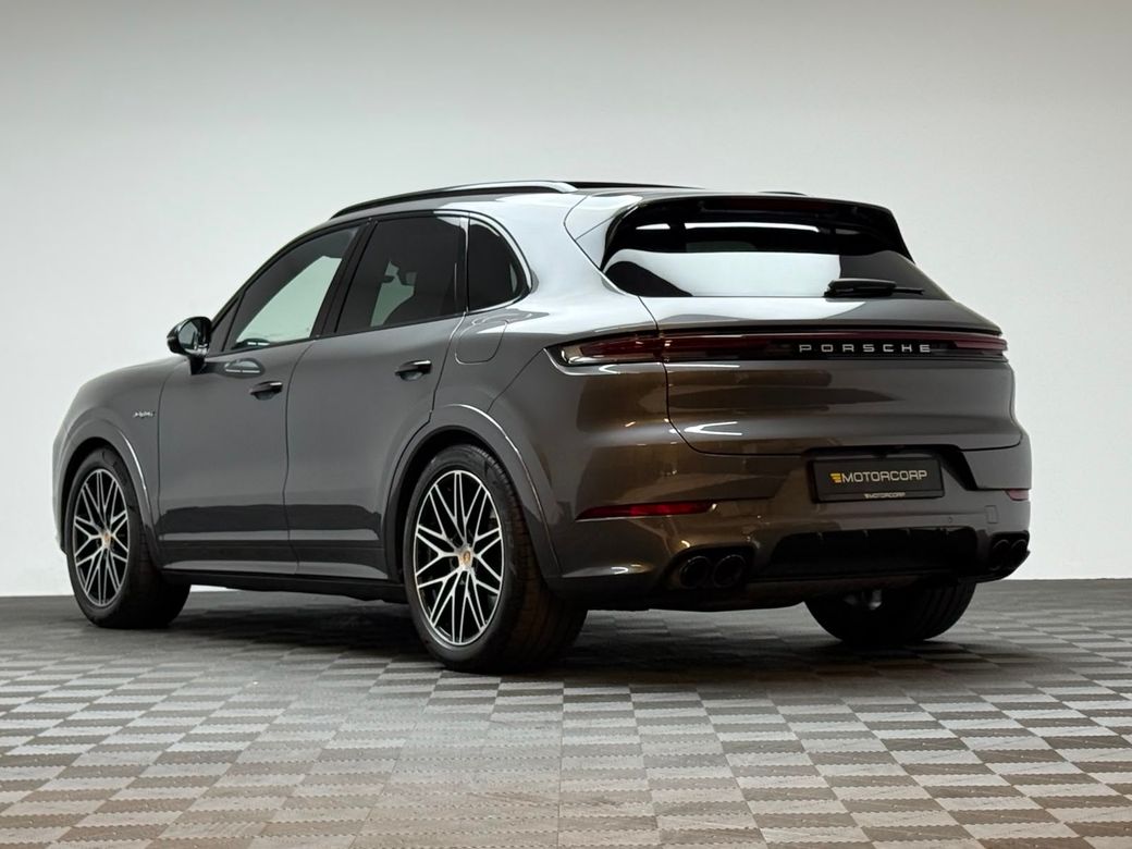 2024 Porsche Cayenne