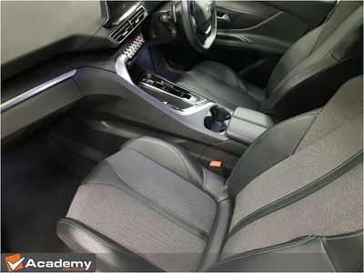 2024 Peugeot 5008