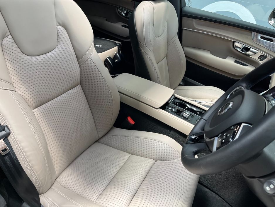2025 Volvo XC90