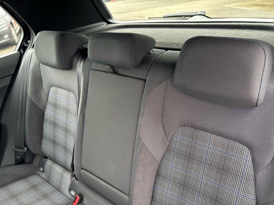 2025 Volkswagen Golf