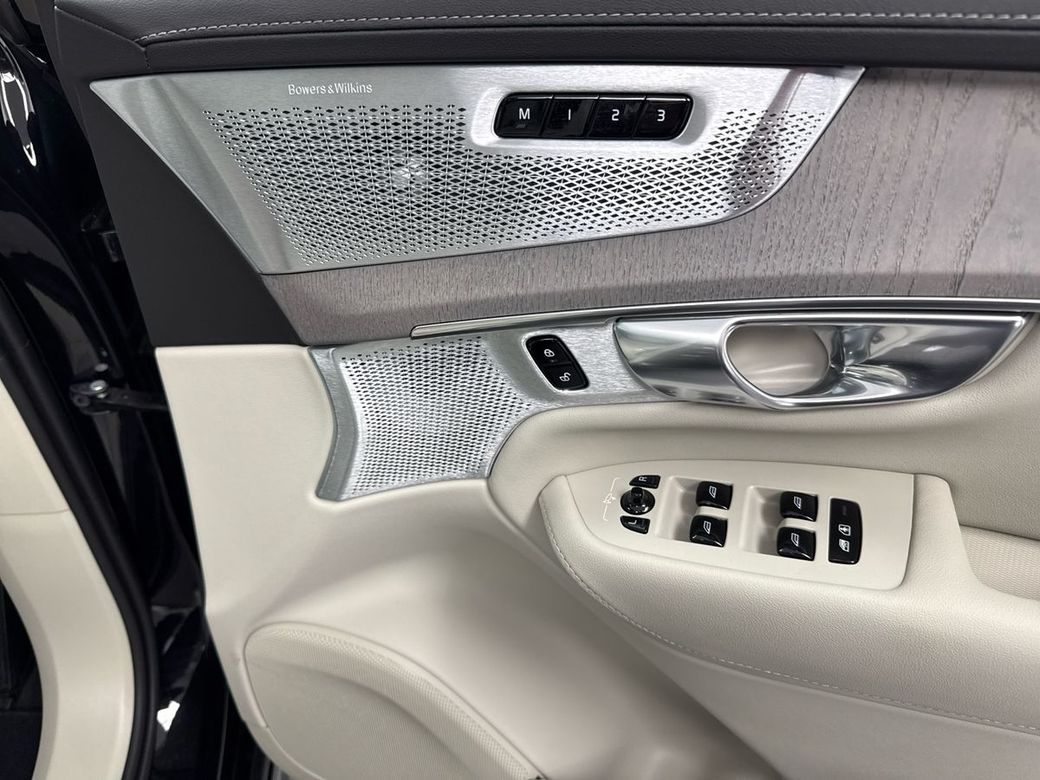 2025 Volvo XC90
