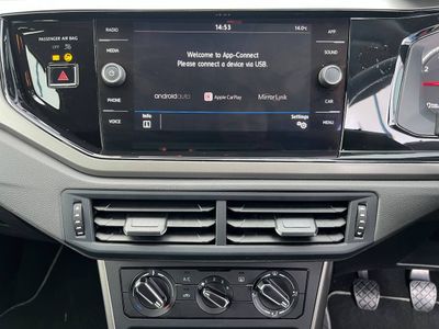 2018 Volkswagen Polo