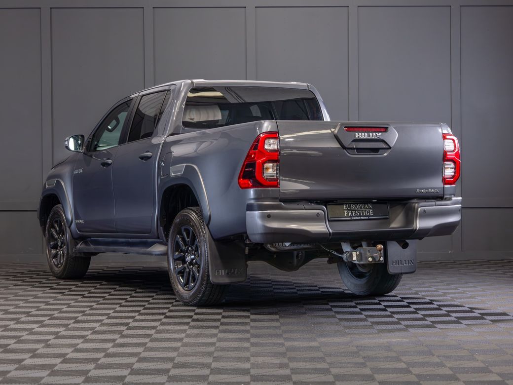 2023 Toyota Hilux