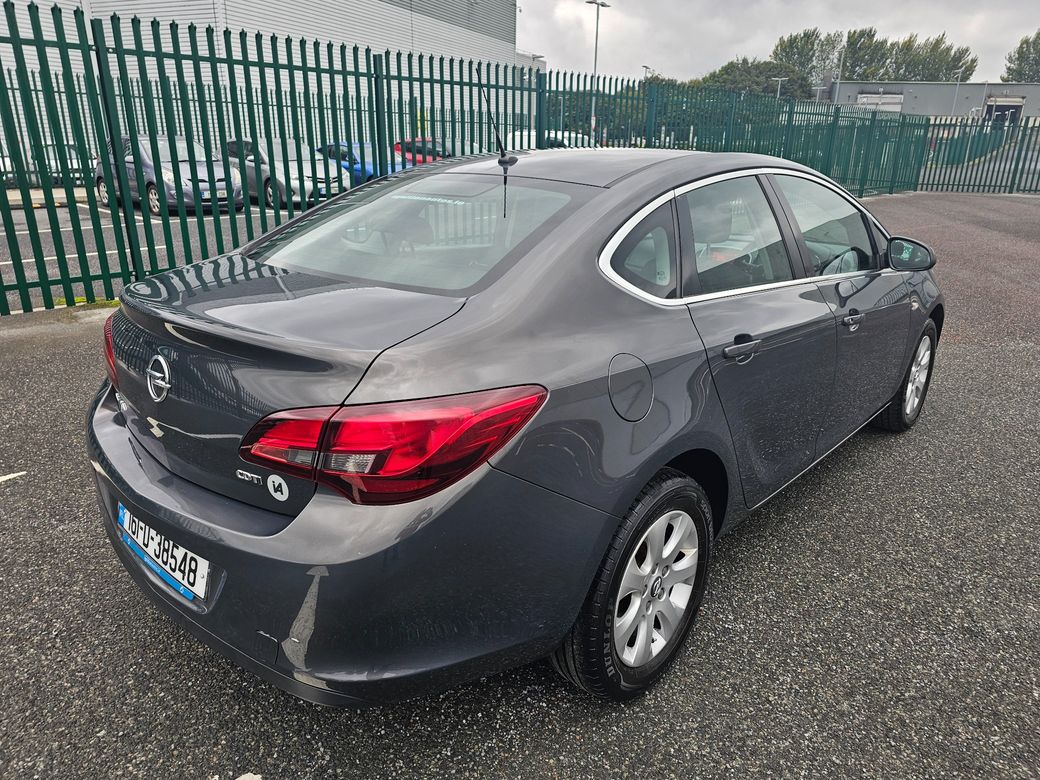 2016 Opel Astra