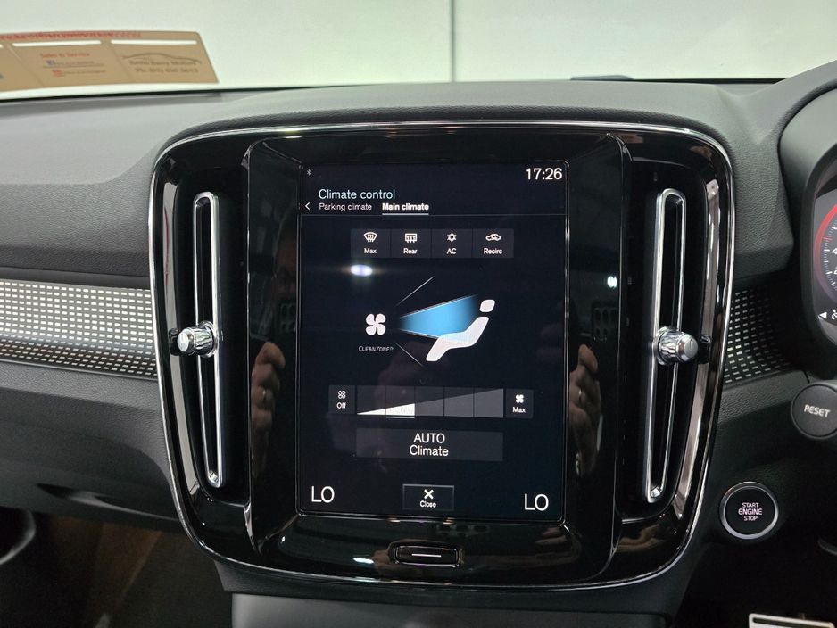 2022 Volvo XC40