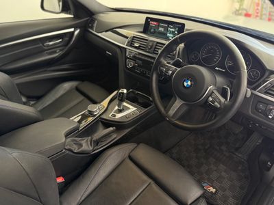 2019 BMW 330
