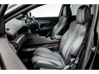 2023 Peugeot 5008