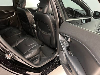 2016 Volvo V40