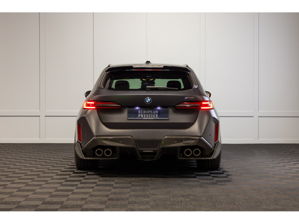 2025 BMW M5