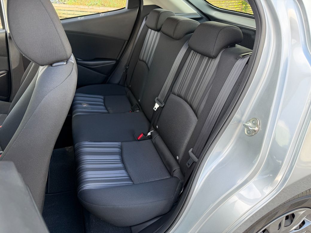 2017 Mazda Demio