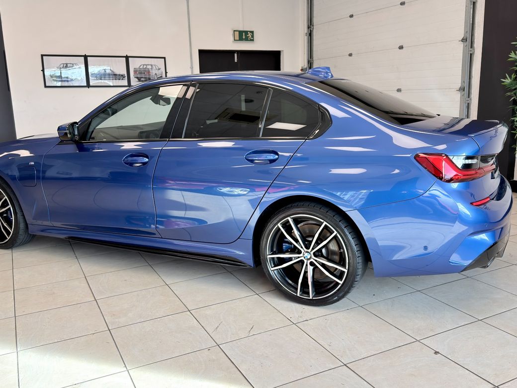 2021 BMW 330