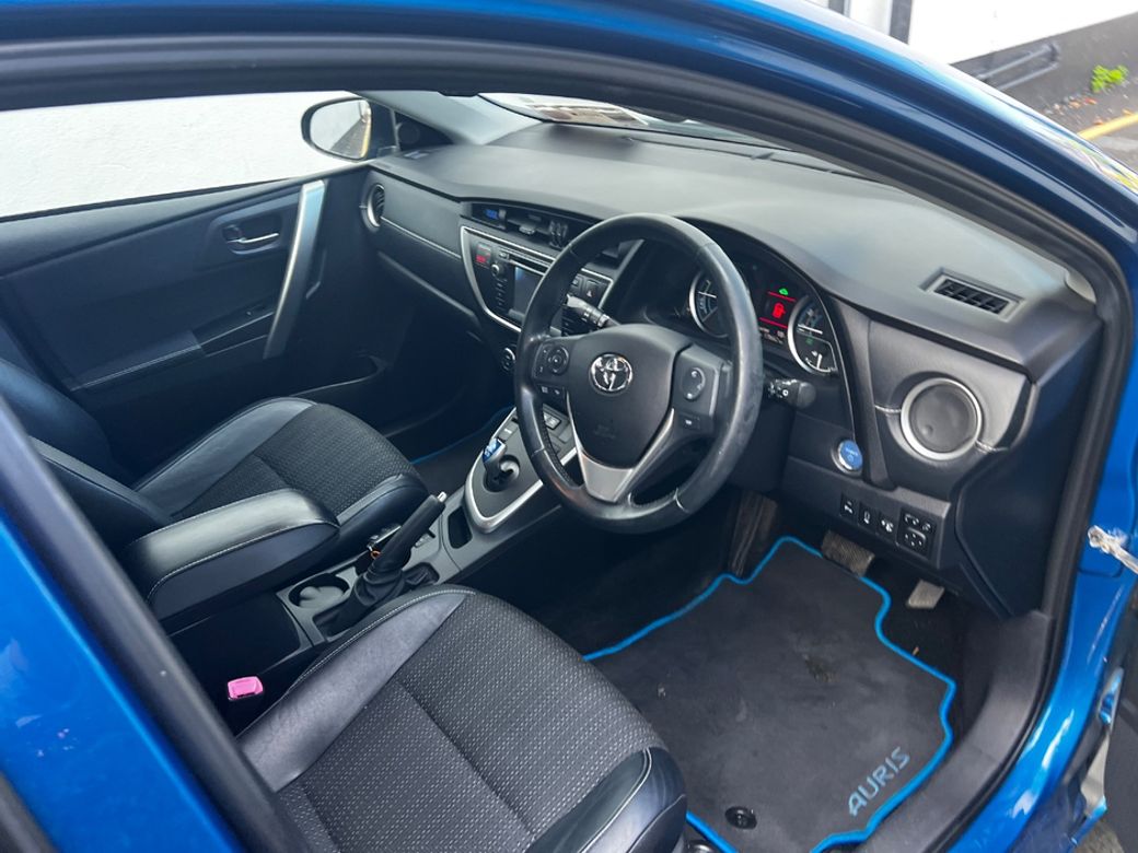 2013 Toyota Auris