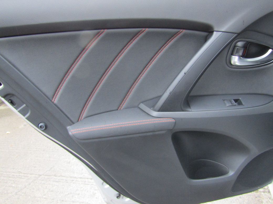 2016 Toyota Avensis