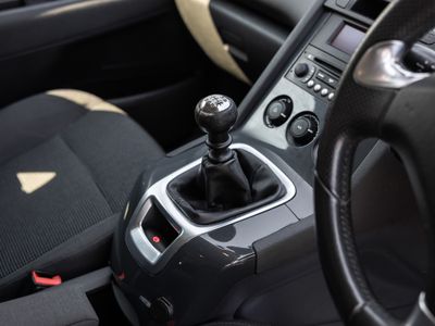 2016 Peugeot 5008