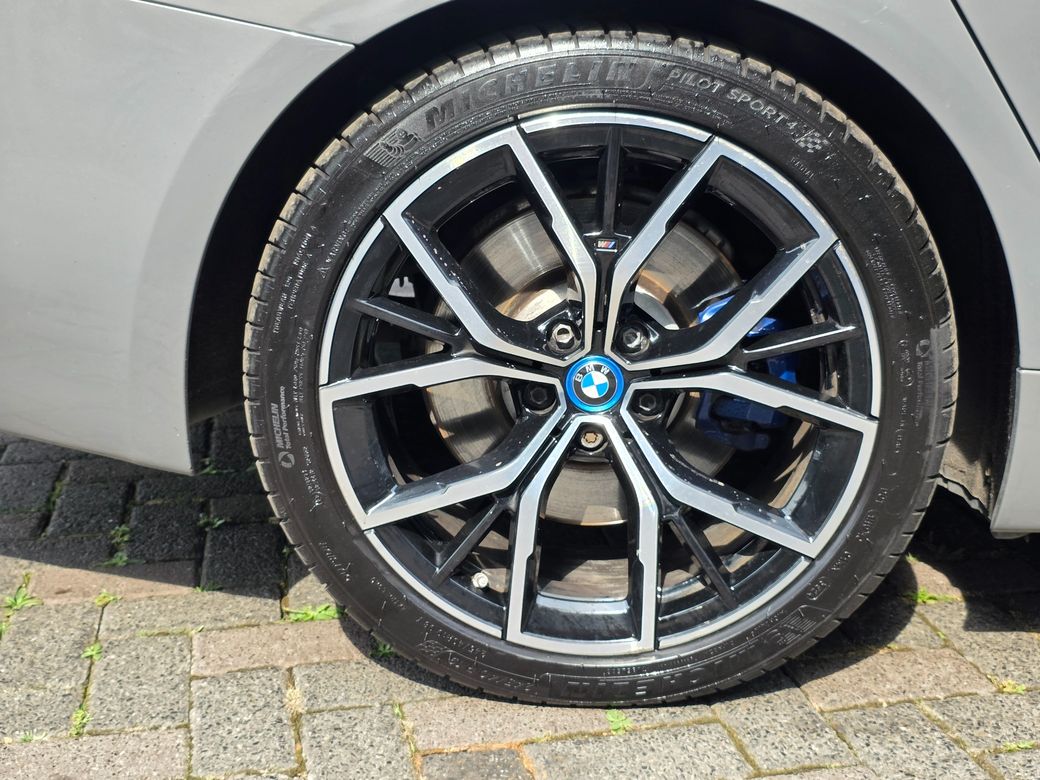 2021 BMW 5 Series