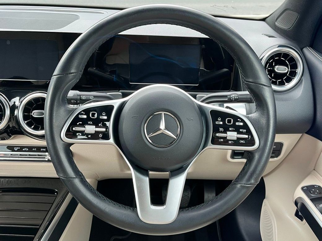 2021 Mercedes-Benz GLB Class