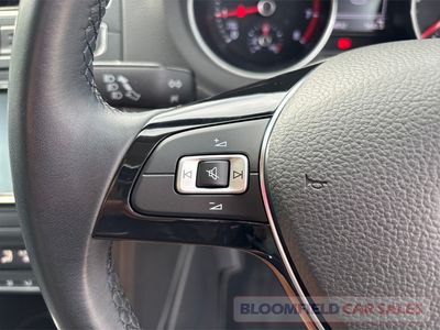 2017 Volkswagen Polo