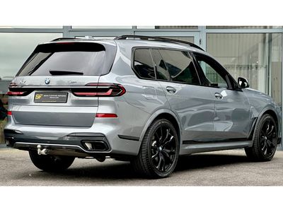 2024 BMW X7