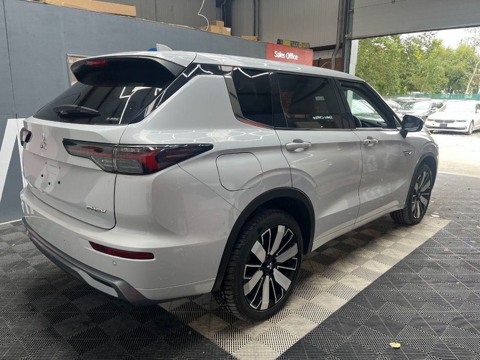 2024 Mitsubishi Outlander