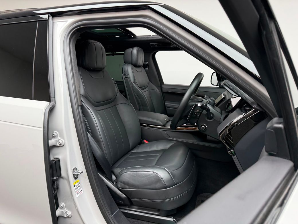 2026 Land Rover Range Rover Sport