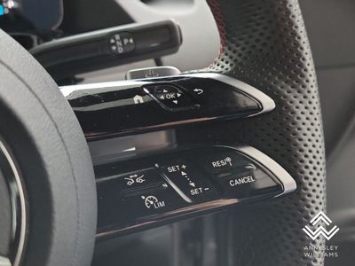 2025 Mercedes-Benz GLA Class