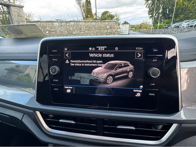 2023 Volkswagen T-Roc