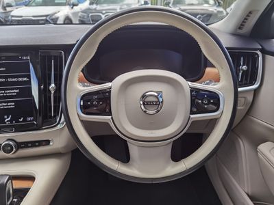 2021 Volvo V90