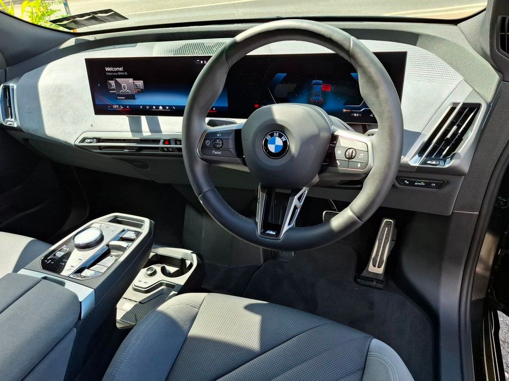2026 BMW iX