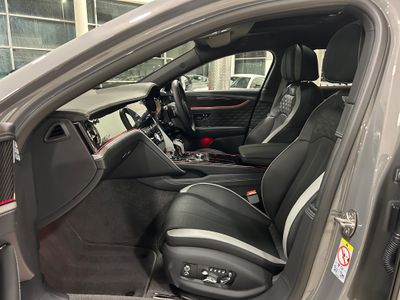 2025 Bentley Flying Spur