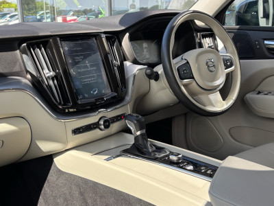 2019 Volvo XC60