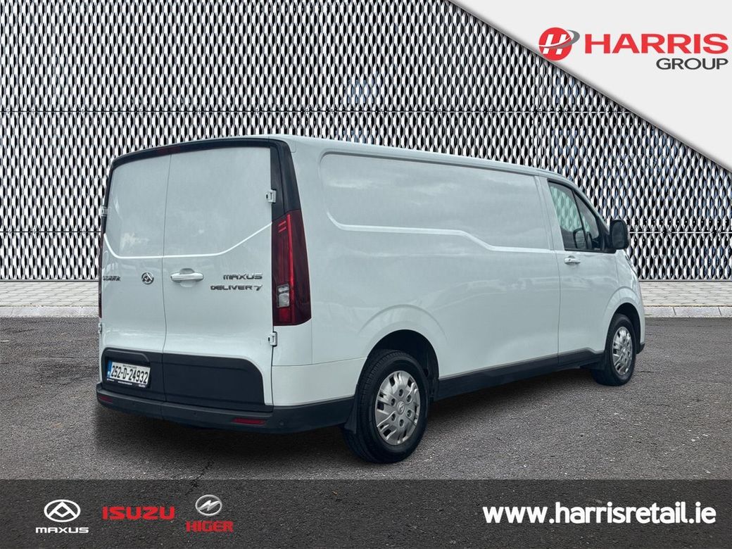 2025 White Maxus Deliver 7