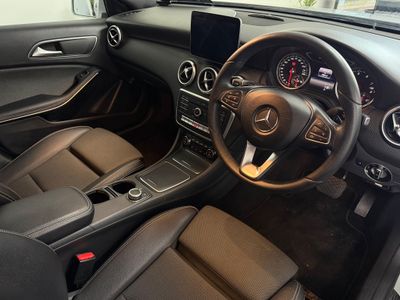 2017 Mercedes-Benz A 180