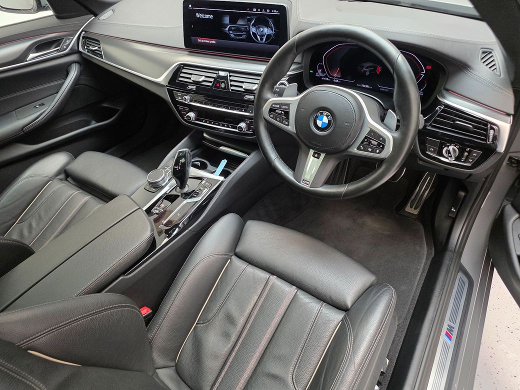 2022 BMW 5 Series