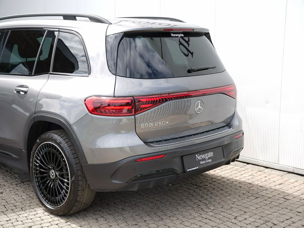 2025 Mercedes-Benz EQB