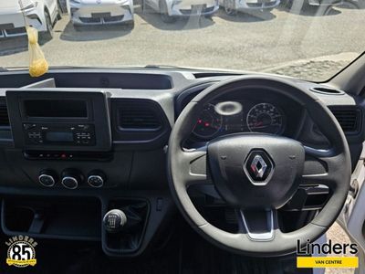 2023 Renault Master