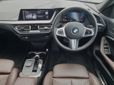 2024 BMW 218