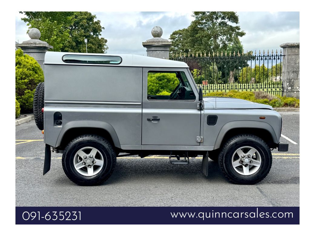 2013 Land Rover Defender