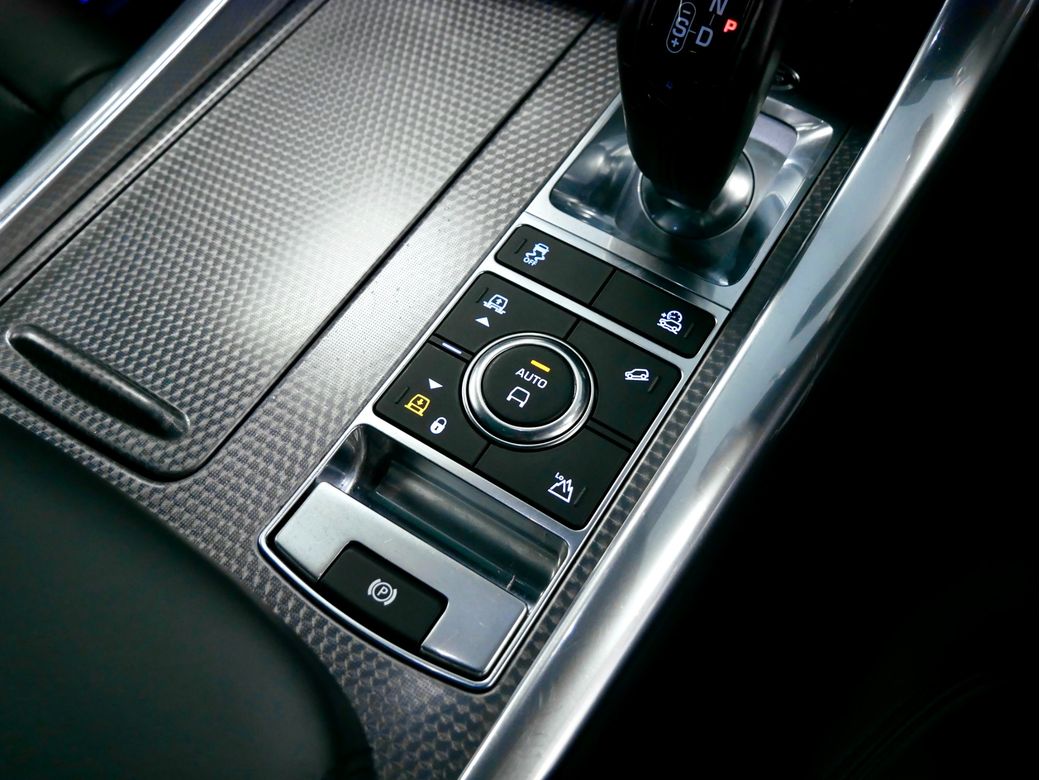 2020 Land Rover Range Rover Sport