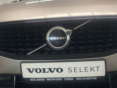 2023 Volvo V60