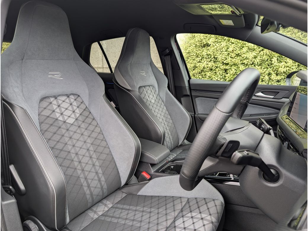 2024 Volkswagen Golf