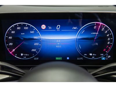 2025 Mercedes-Benz GLC Class