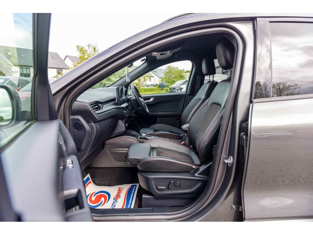 2025 Ford Kuga