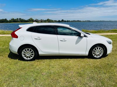 2014 Volvo V40