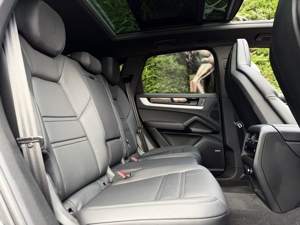 2024 Porsche Cayenne