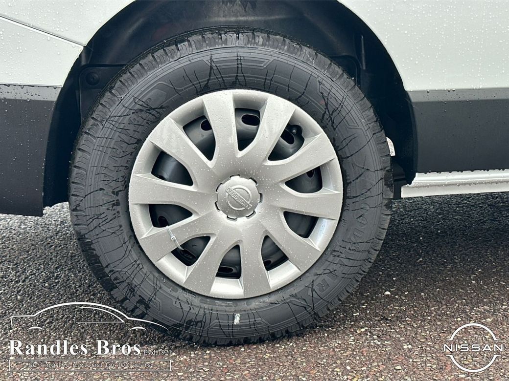 2025 Nissan Primastar