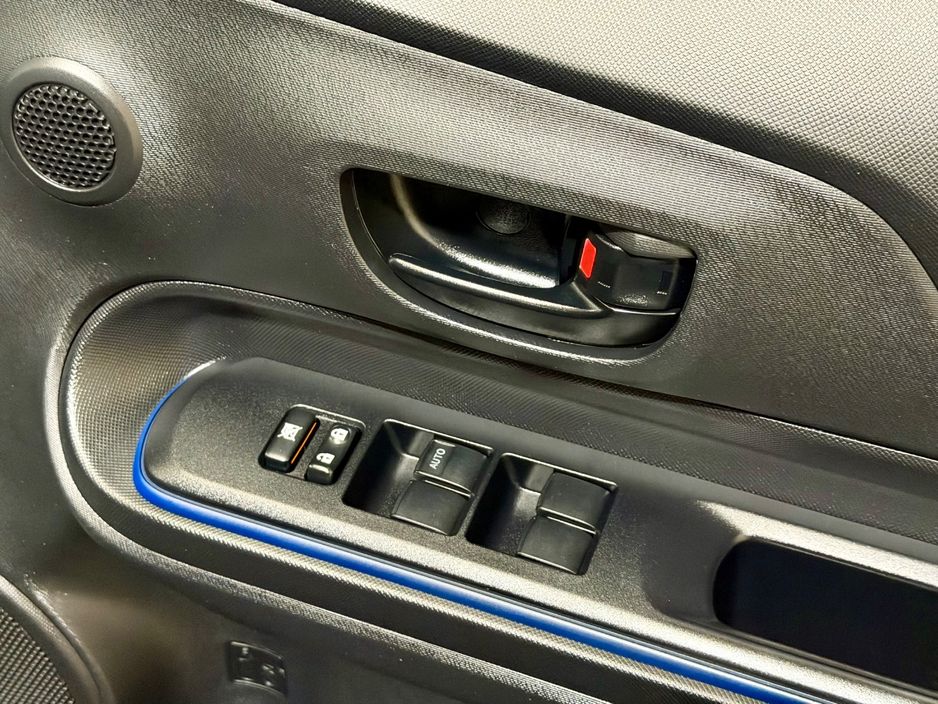 2015 Toyota Aqua