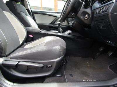 2016 Toyota Avensis
