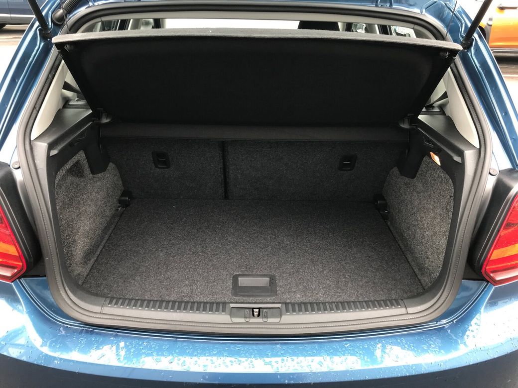 2016 Volkswagen Polo