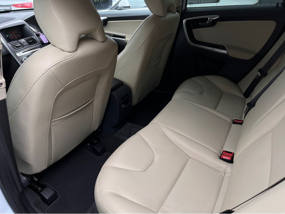 2016 Volvo XC60
