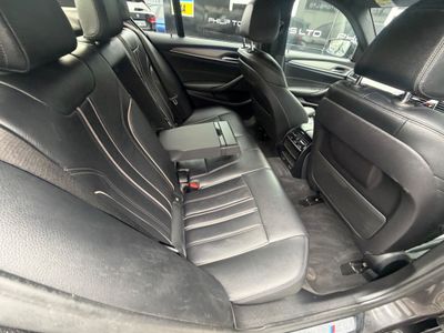 2019 BMW 530